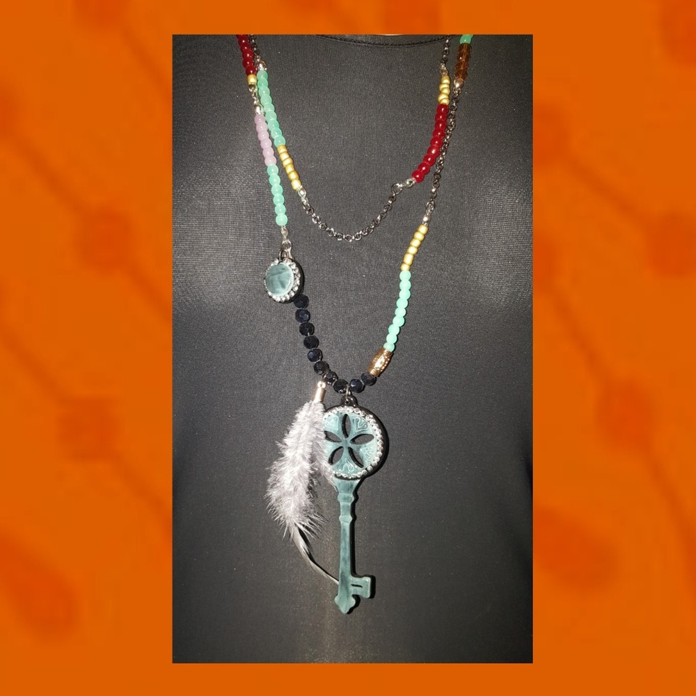 Necklace - Picture 2 of 2